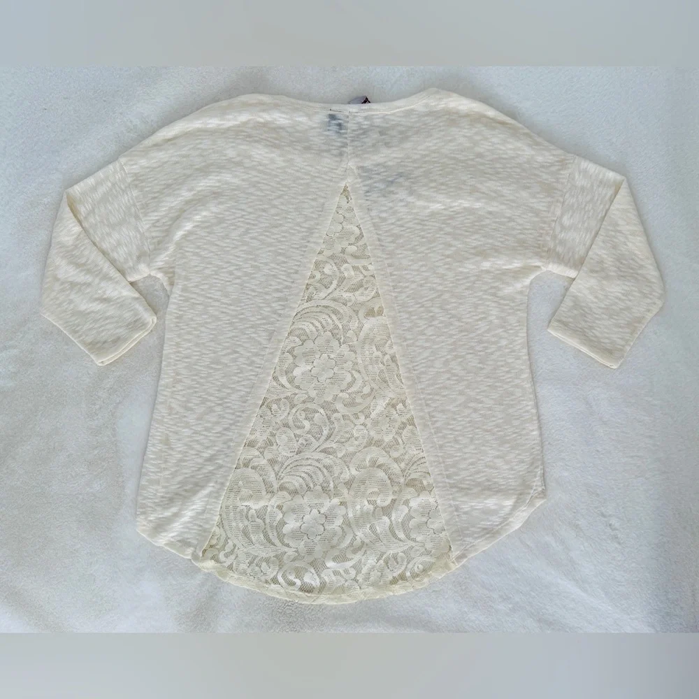 Cream Lace Back Women's Top, Size XL - NWT - Picture 4 of 9